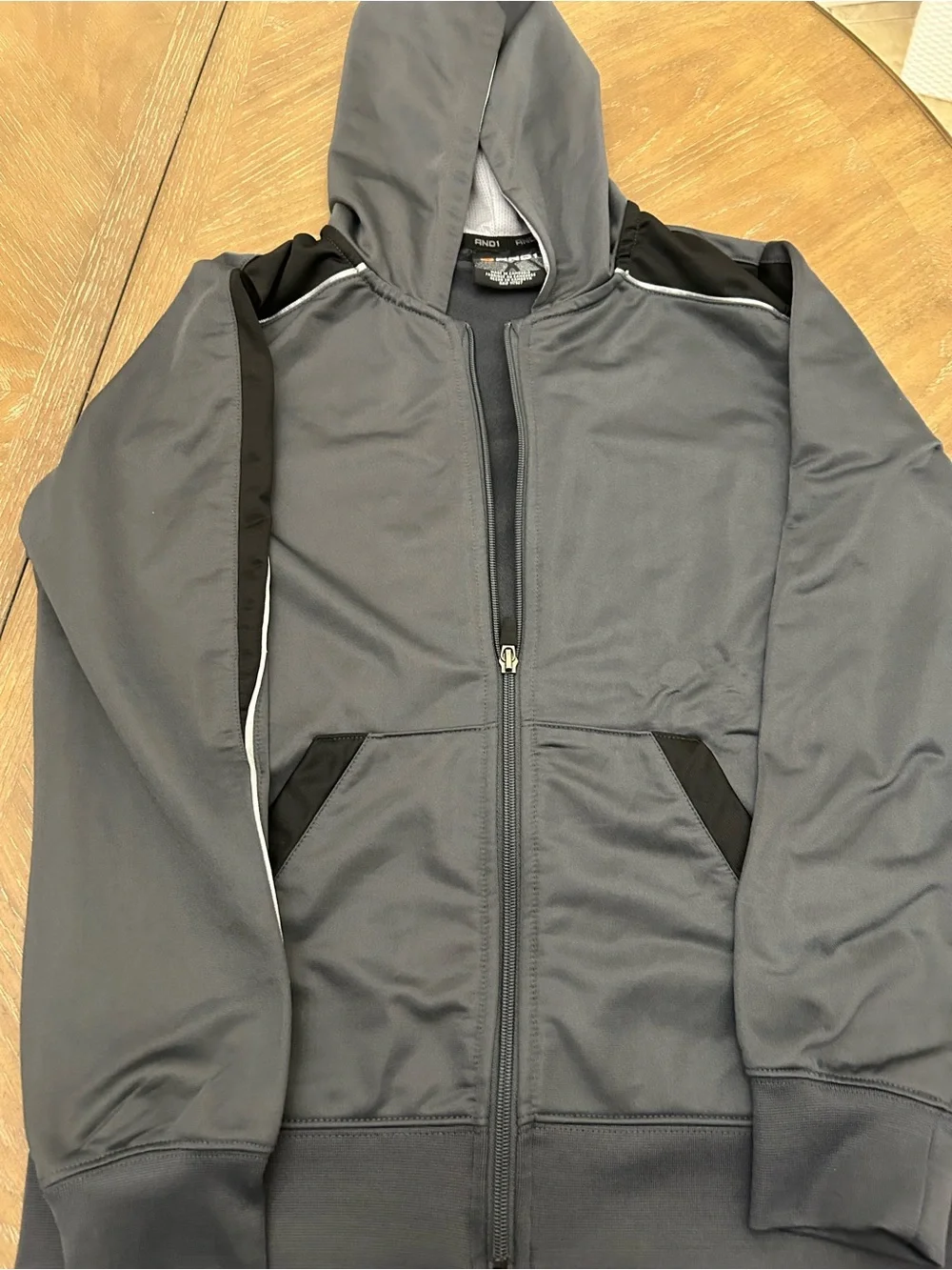 AND1 Youth Full Zip Performance Hoodie Gray/Black Size Large (10/12) NWOT